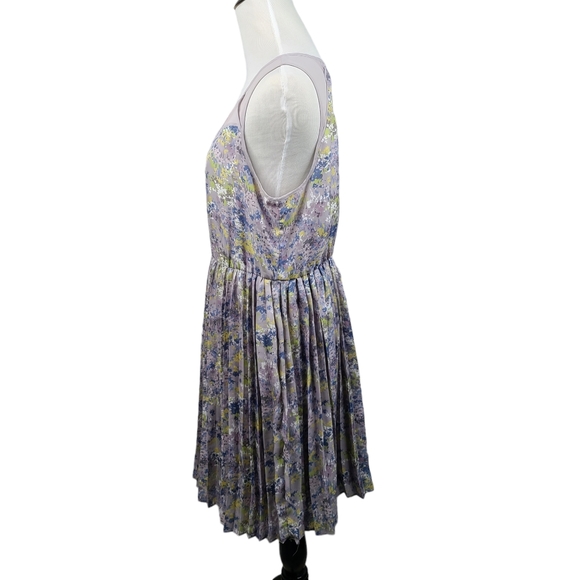 LC Lauren Conrad pleated floral tank dress women's 12 lavender lined pull-on - Picture 6 of 16